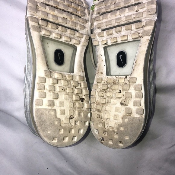Nike Air Max 2017 Running Sneakers Platinum White Gray 849560-005 Women‎ Size 9 - Picture 9 of 9